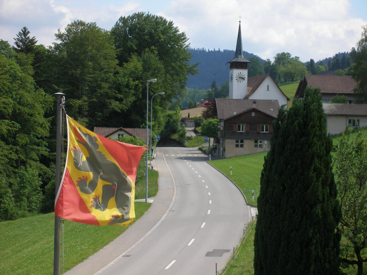 Gasthof Roessli Wyssachen Екстериор снимка